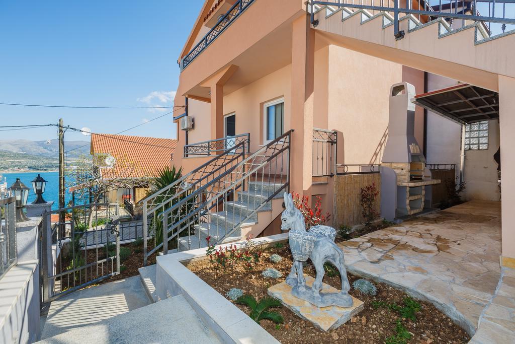 Apartments Viljac Trogir Exterior foto